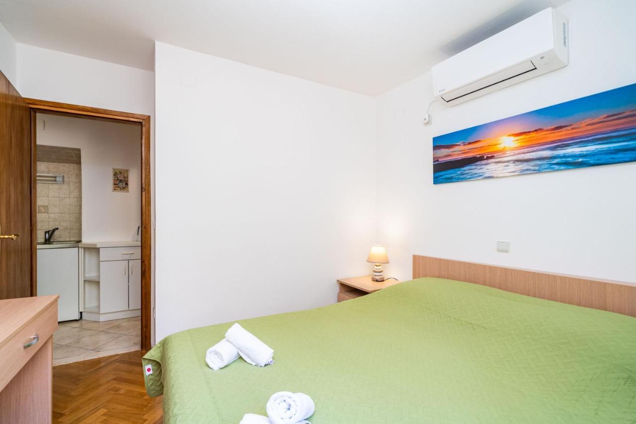 Central Apartment With Terrace Dubrovnik Exterior foto