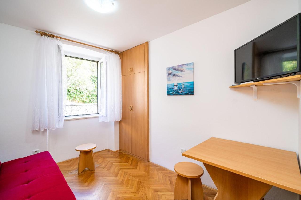 Central Apartment With Terrace Dubrovnik Exterior foto